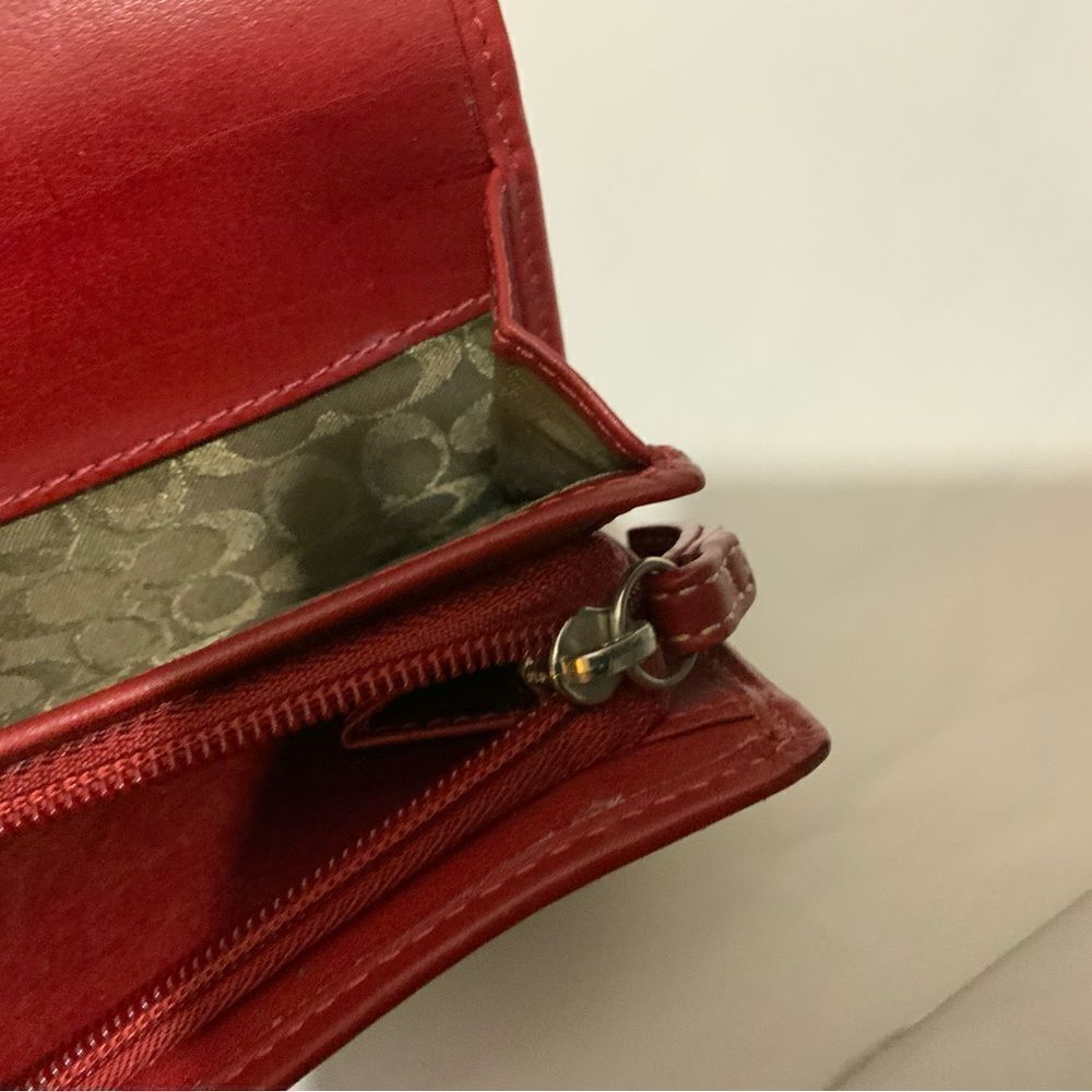 COACH Hampton Red Leather Bifold Wallet - Picture 5 of 12